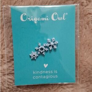 Origami Owl 3-pc Snowflake Set Floating Locket Charms NWT CH3276